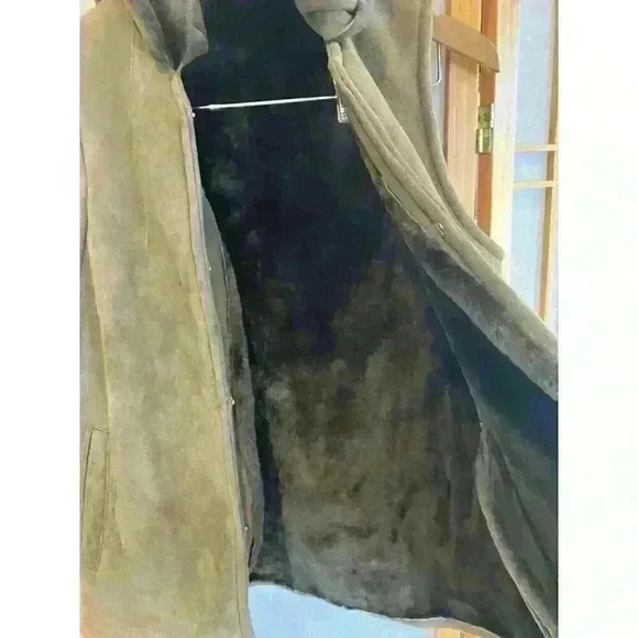 Women’s Sherling Vest Moss Green, Hook N Eye Closure W/ Sherling Scarf, Small - Picture 10 of 15